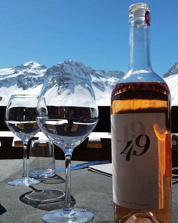 Hotel Les Campanules By Les Etincelles Tignes Eksteriør bilde